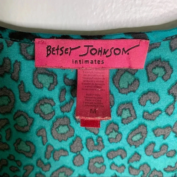 Betsey Johnson Leopard Print Robe - Picture 5 of 8
